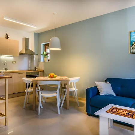 Apartmani Marko I Ana Marina Exterior photo
